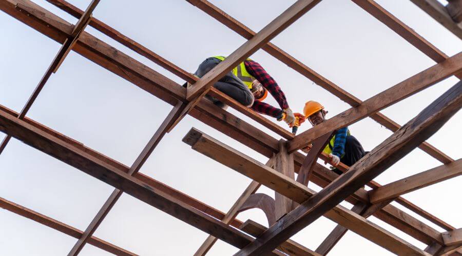 Professional gutter cleaning services in Crystal City, MO